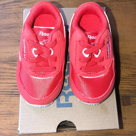 SOLD!! Red Reebok Infant Classic Shoes Size 2 - Picture 2 of 5